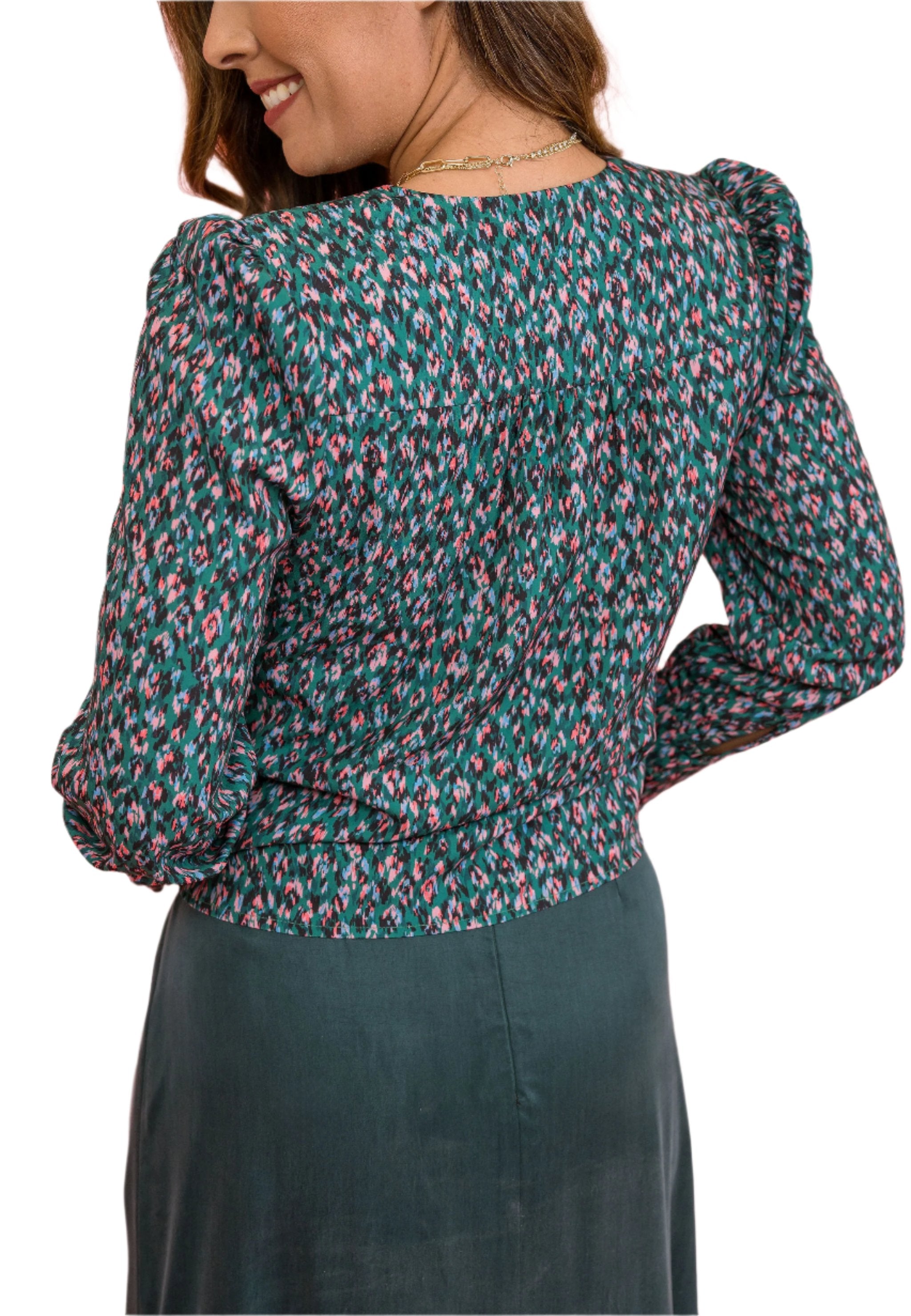 Dianthus 3/4 v - neck top