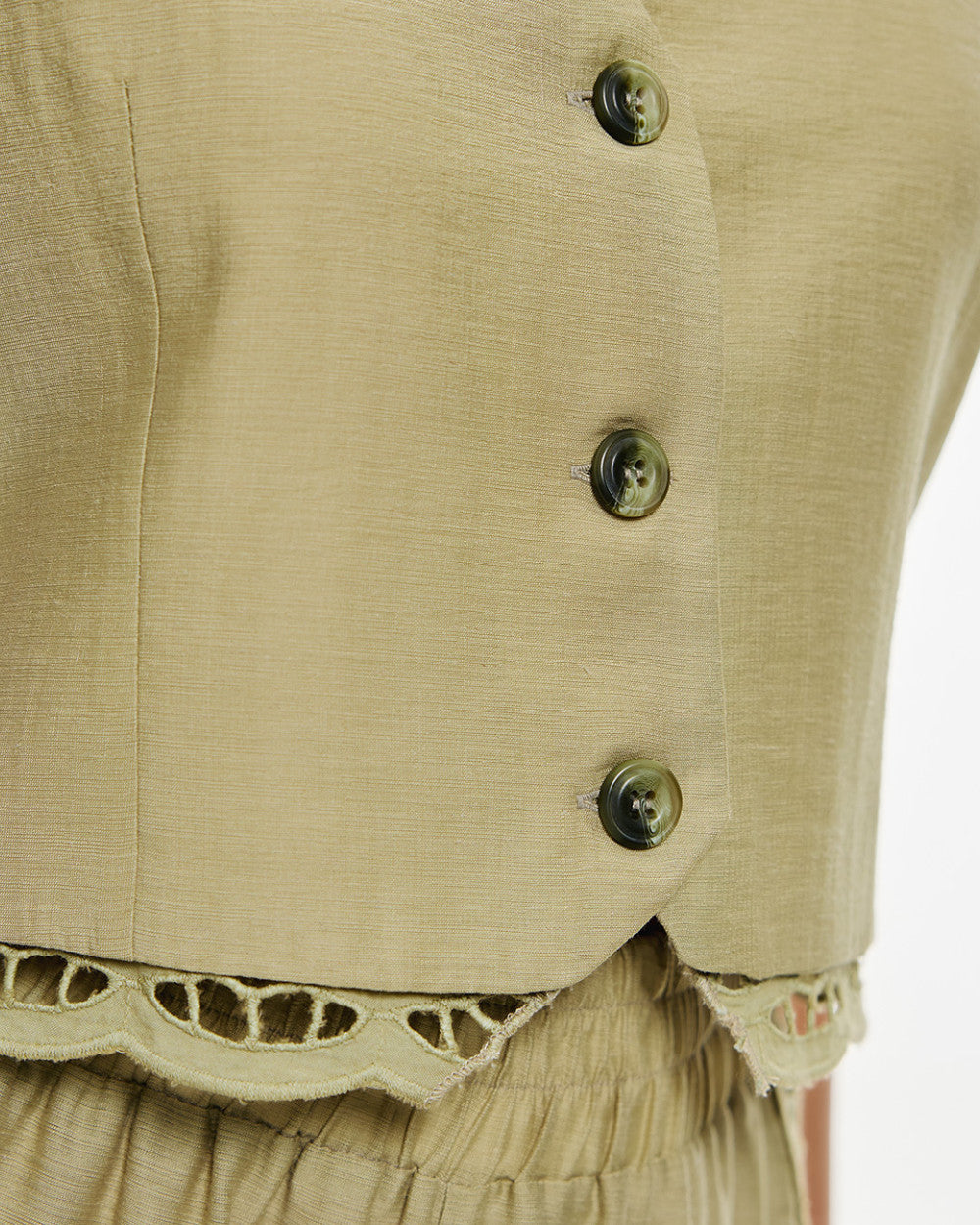 Vest-top set with perforated hemline