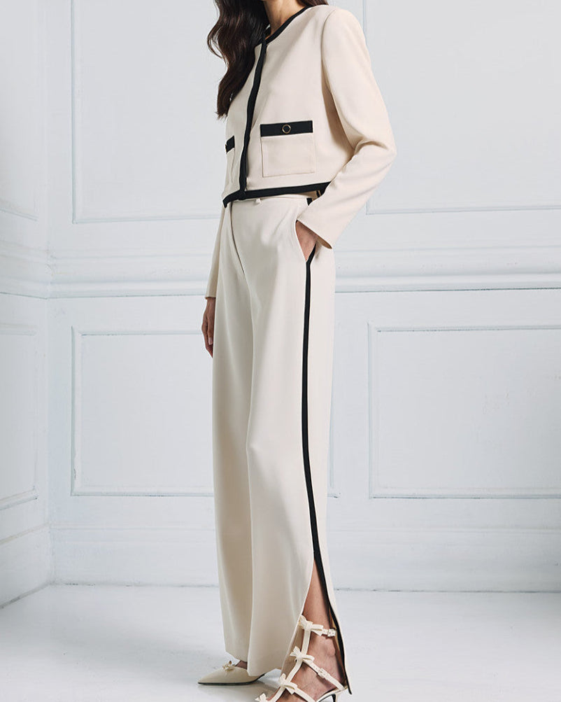 Set Blazer & Pants with contrasting details