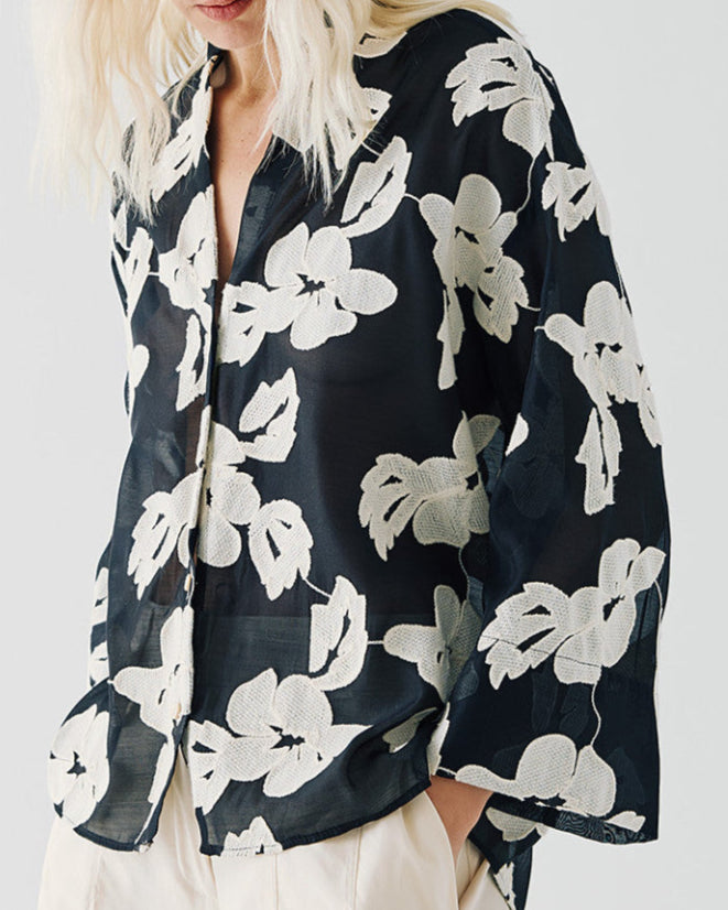 V neck embroidery floral top